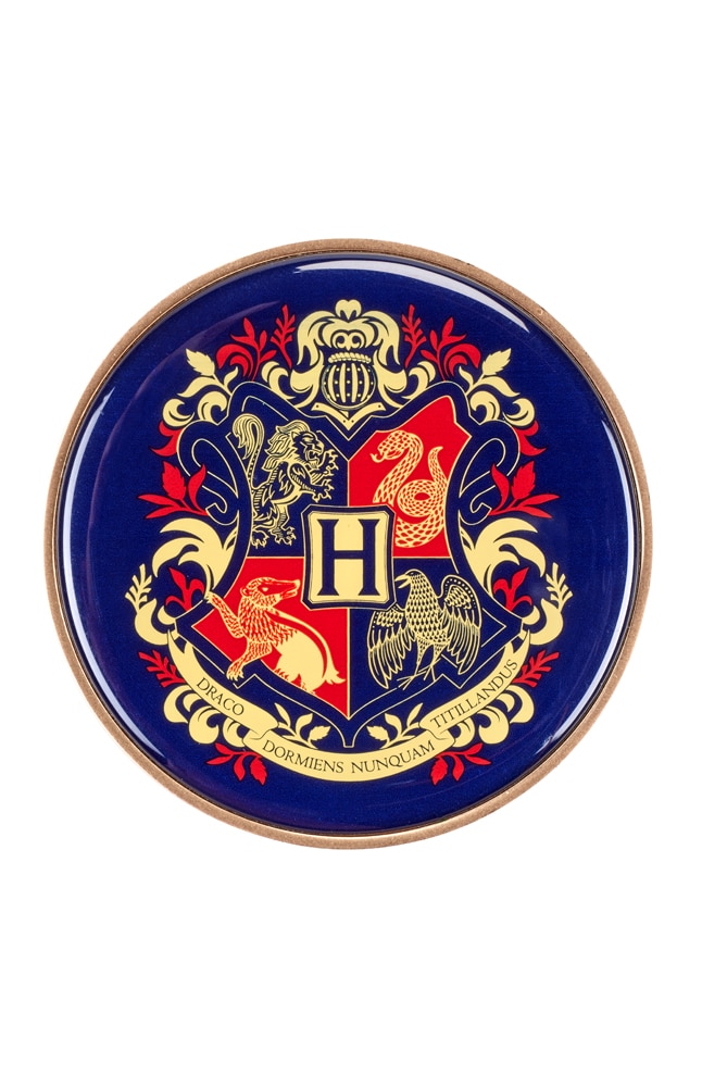 Image for Hogwarts&trade; Crest Magnet from UNIVERSAL ORLANDO