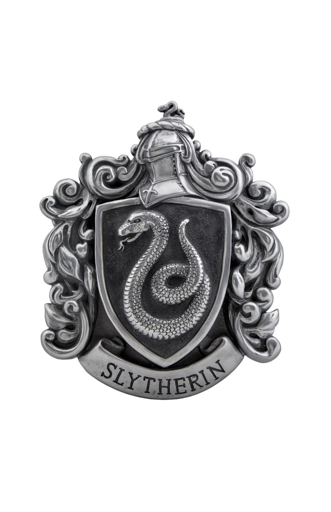 The Noble Collection Harry Potter Slytherin Crest Wall Art - 11in (28cm)  Elegant Silver Resin Wall Plaque - Officially Licensed Film Set Movie Props