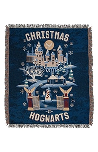 Christmas at Hogwarts™ Woven Throw